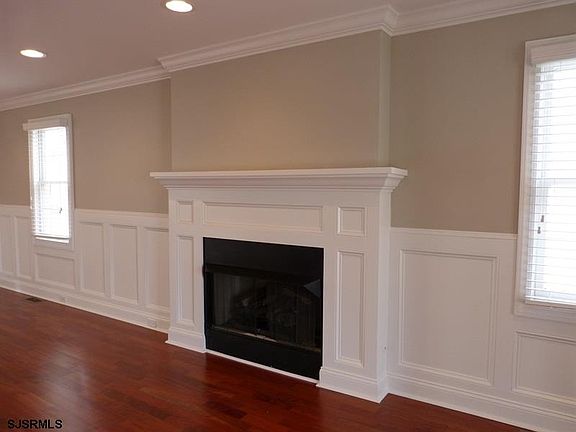 3rd image of 17 Kingston Ln