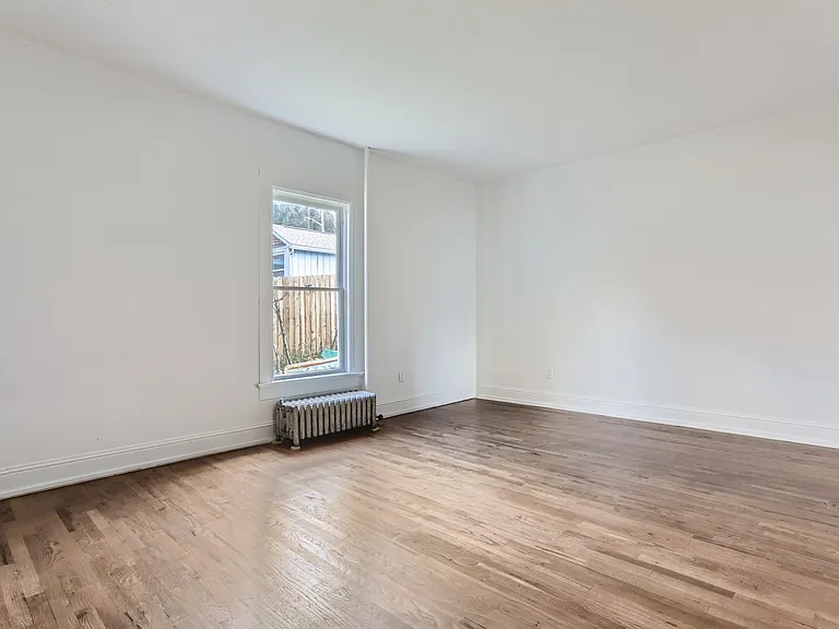 2545 Miner St — Photo 24