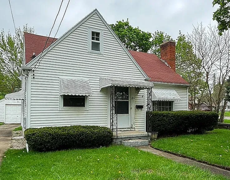 1114 Goodrich St — Photo 1