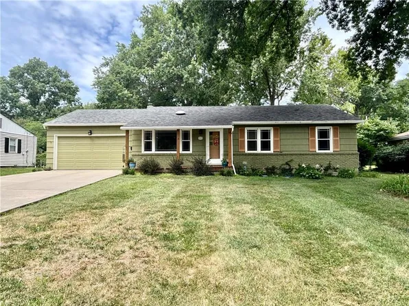 9900 E 77th St, Raytown, MO 64138