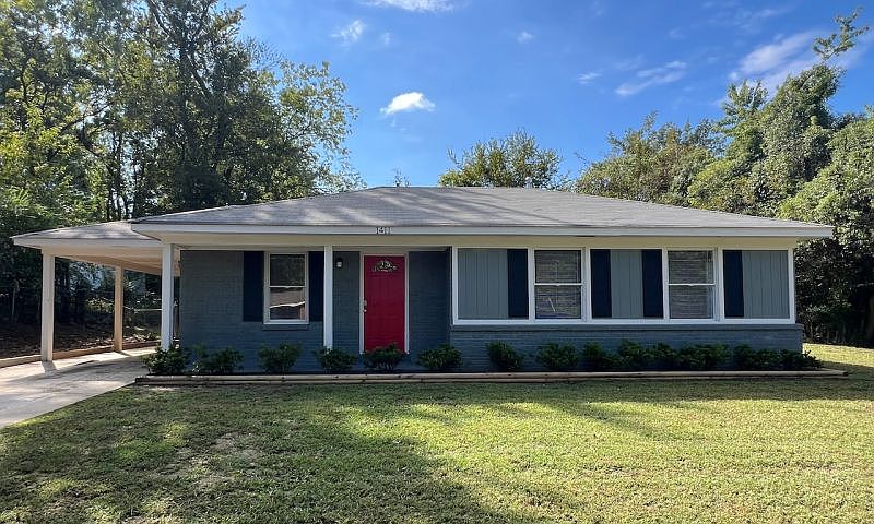 1st image of 1411 Rolling Hills Dr