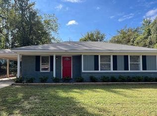 1411 Rolling Hills Dr, Memphis, TN 38127
