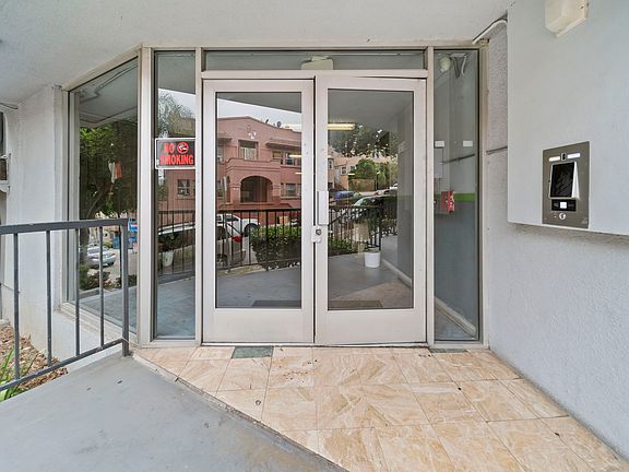 3rd image of 511 S Park View St APT 225