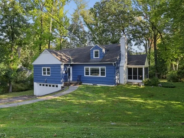 192 Rensselaer Rd, Essex Fells Twp., NJ 07021