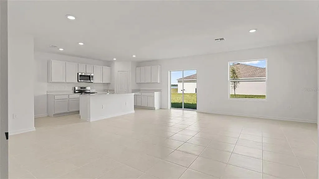 6233 Botticella Blvd — Photo 2
