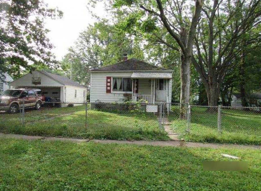 1st image of 15789 Leona Dr