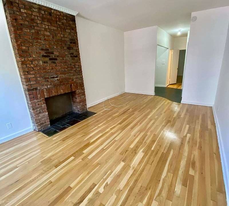 1st image of 1702 2nd Ave Front 1