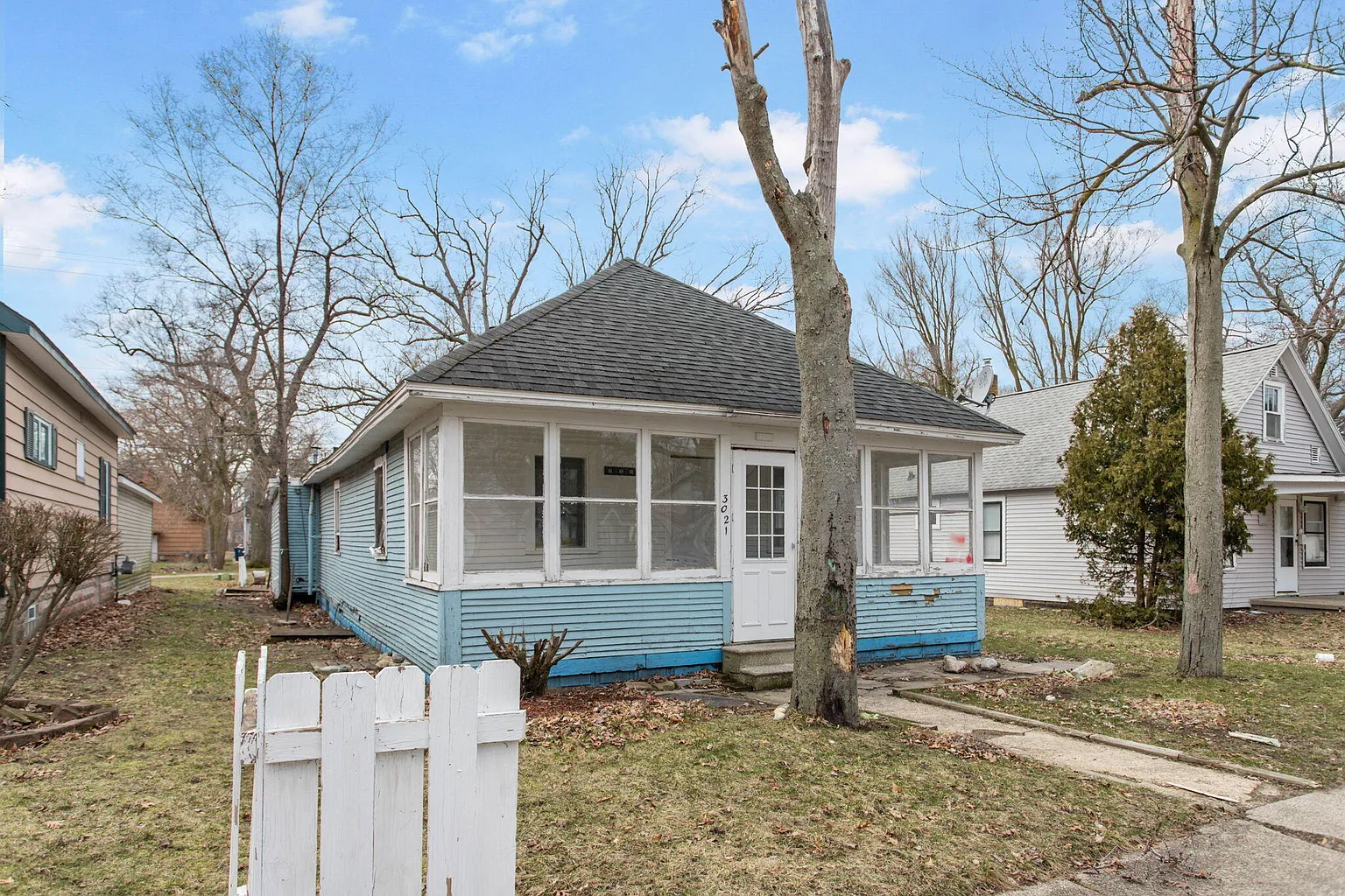 3021 Hoyt St photo 1