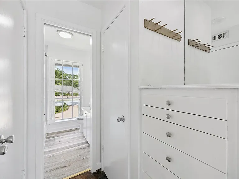 10807 Beinhorn Rd — Photo 14