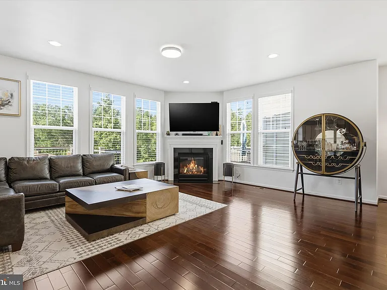 42522 Stratford Landing Dr — Photo 7