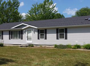 6622 Finnegan Rd, Johannesburg, MI 49751