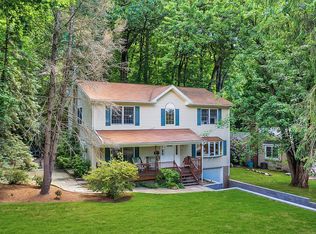 131 Malcolm Rd, Mahwah, NJ 07430