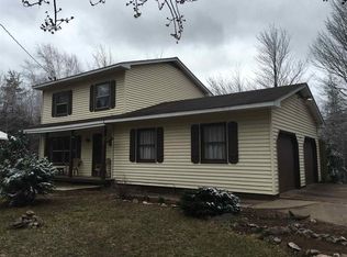 144 S Basin Dr, Negaunee, MI 49866