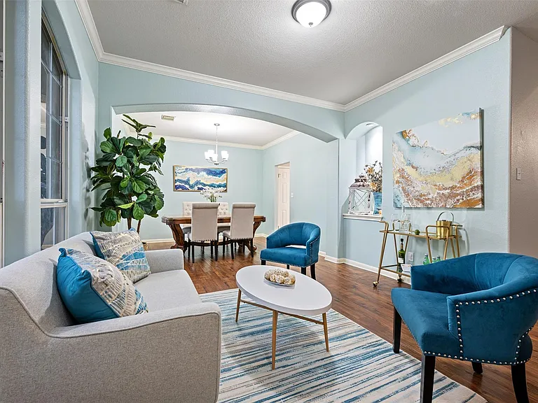 4435 Hunters Lodge Dr — Photo 5