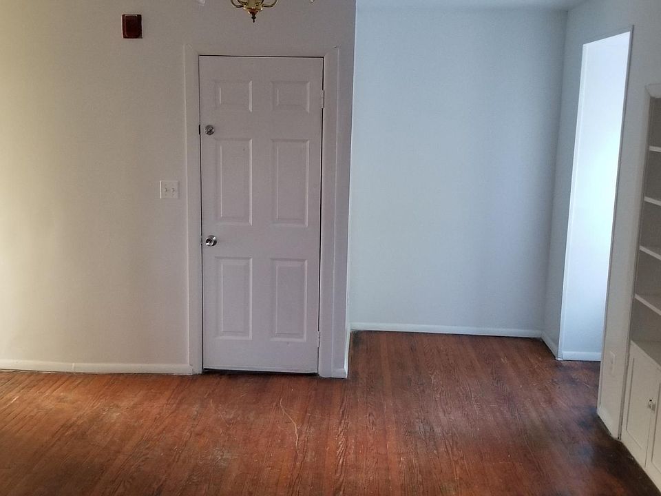 1st image of 5025 Penn St #D