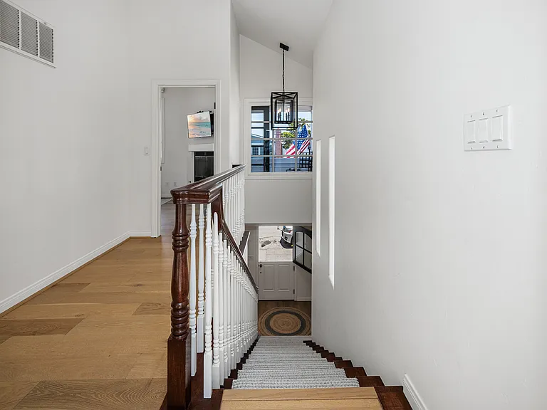 117 Marine Ave #A — Photo 17