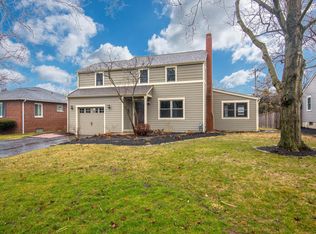 2088 Inchcliff Rd, Columbus, OH 43221