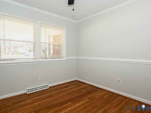 5th image of 4106 Vancouver Ave