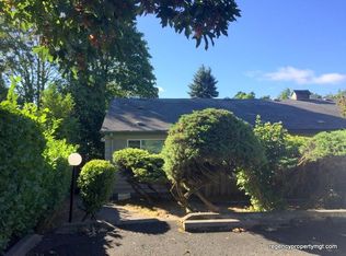 6940 SW Canyon Rd APT 5, Portland, OR 97225