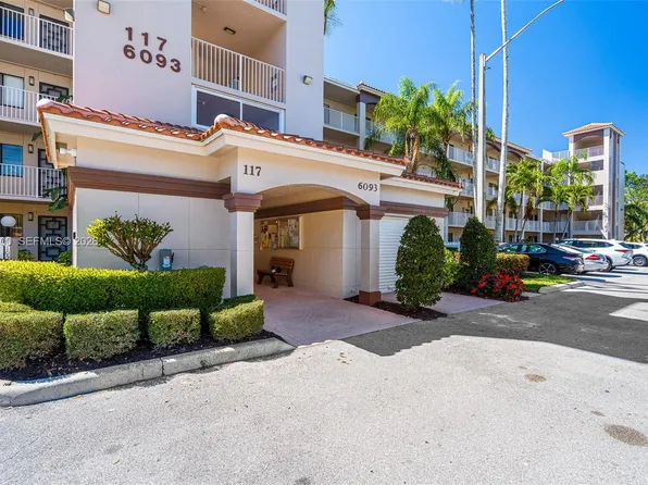 6093 Pointe Regal Cir APT 210, Delray Beach, FL 33484