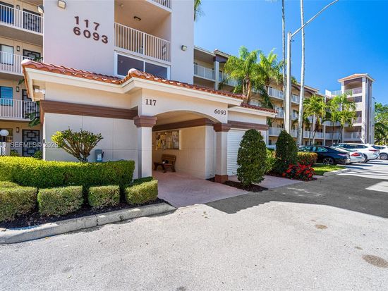 6093 Pointe Regal Cir APT 210, Delray Beach, FL 33484