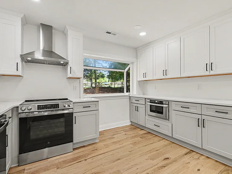 9606 Fairway Ridge Rd — Photo 8