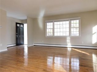 3889 Barger St, Shrub Oak, NY 10588