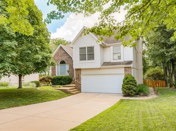 2015 NW 81st Pl, Kansas City, MO 64151