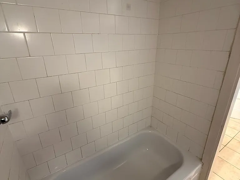 2 Wachusett St #4B — Photo 5