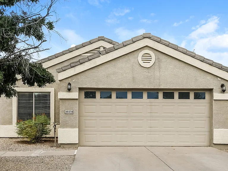 39378 N Parisi Cir — Photo 1
