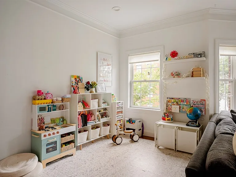 39 Cottage St #2 — Photo 4