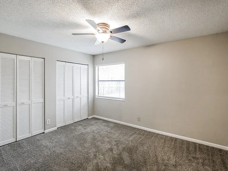1904 NW 79th Ave — Photo 12