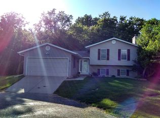 14 Sedona Ct, Madison, WI 53719