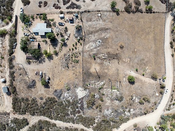 3rd image of 44451 Oak Glen Rd