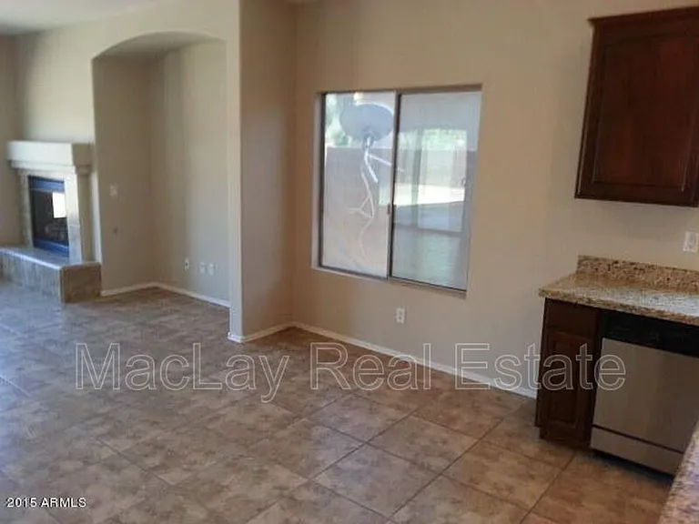 6071 S Rockwell St — Photo 33