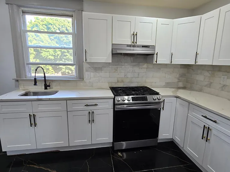 157 Wegman Pkwy #3 — Photo 1