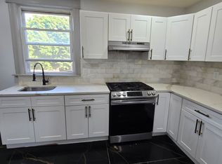 157 Wegman Pkwy FLOOR 3, Jersey City, NJ 07305