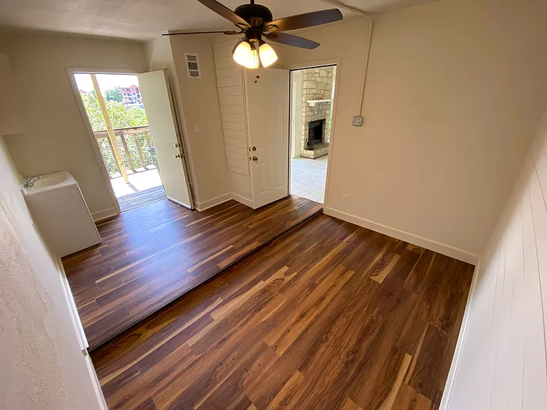 1713 Burton Dr — Photo 2