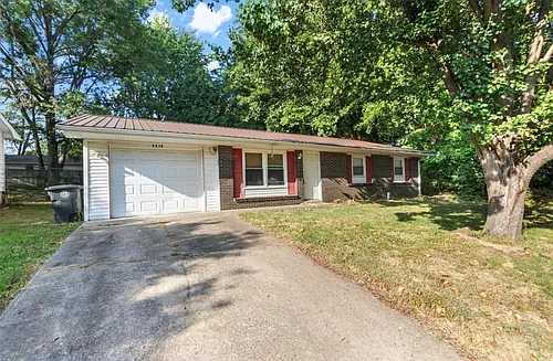 2010 Brink Ave Photo 1