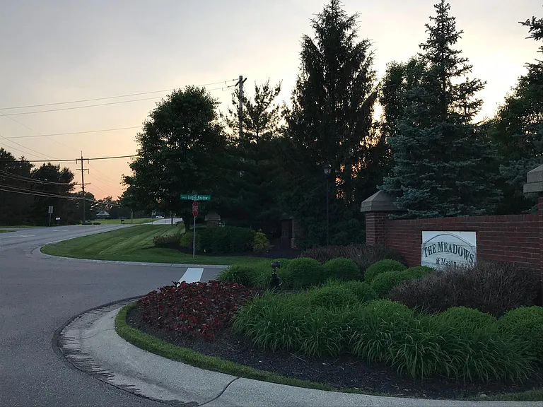 From Socialville Foster Rd through the entrance of Meadows at Mason to Mansions Community (close to I-71 Western Row Ramp)