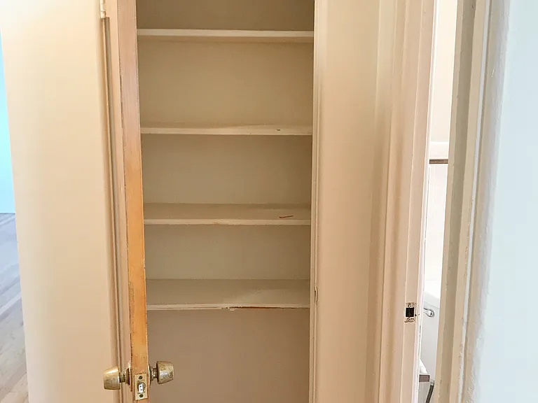 741 Mulford St #1N — Photo 7
