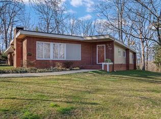 108 Jackson Rd, Mount Airy, NC 27030