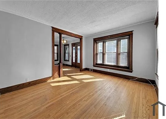 546 Magee Ave — Photo 8