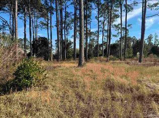 3137 Duke Dr, Gulf Breeze, FL 32563