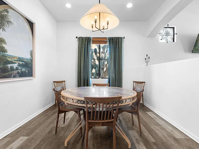 14333 W Cypress St — Photo 15