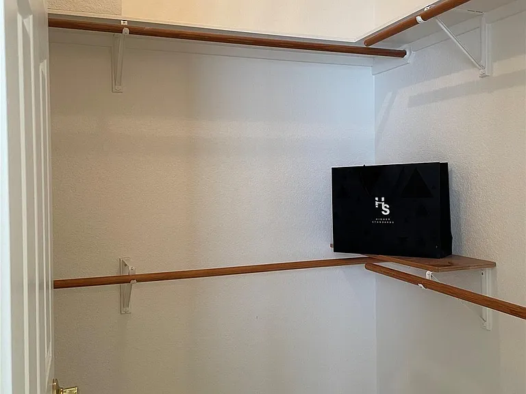 120 W Brazos Dr — Photo 29