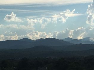 700 Sunny Chestnut Frst, Boone, NC 28607