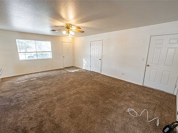 4th image of 3422 Cypress St