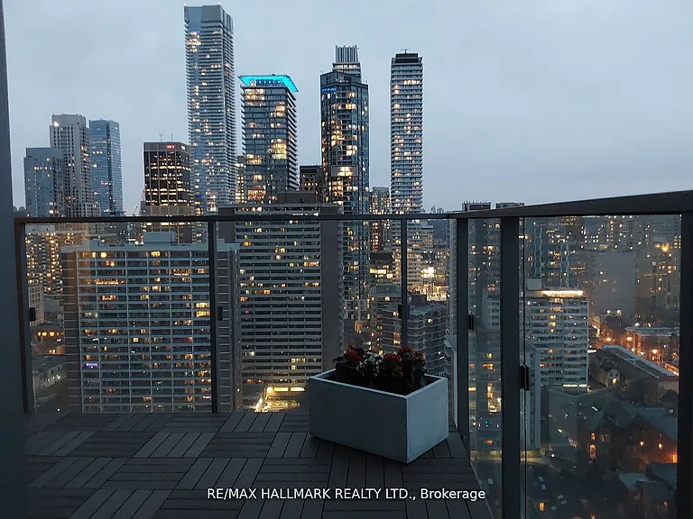 50 Wellesley St E #2904 — Photo 23