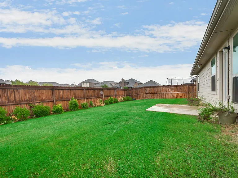4721 Lazy Oaks St — Photo 29